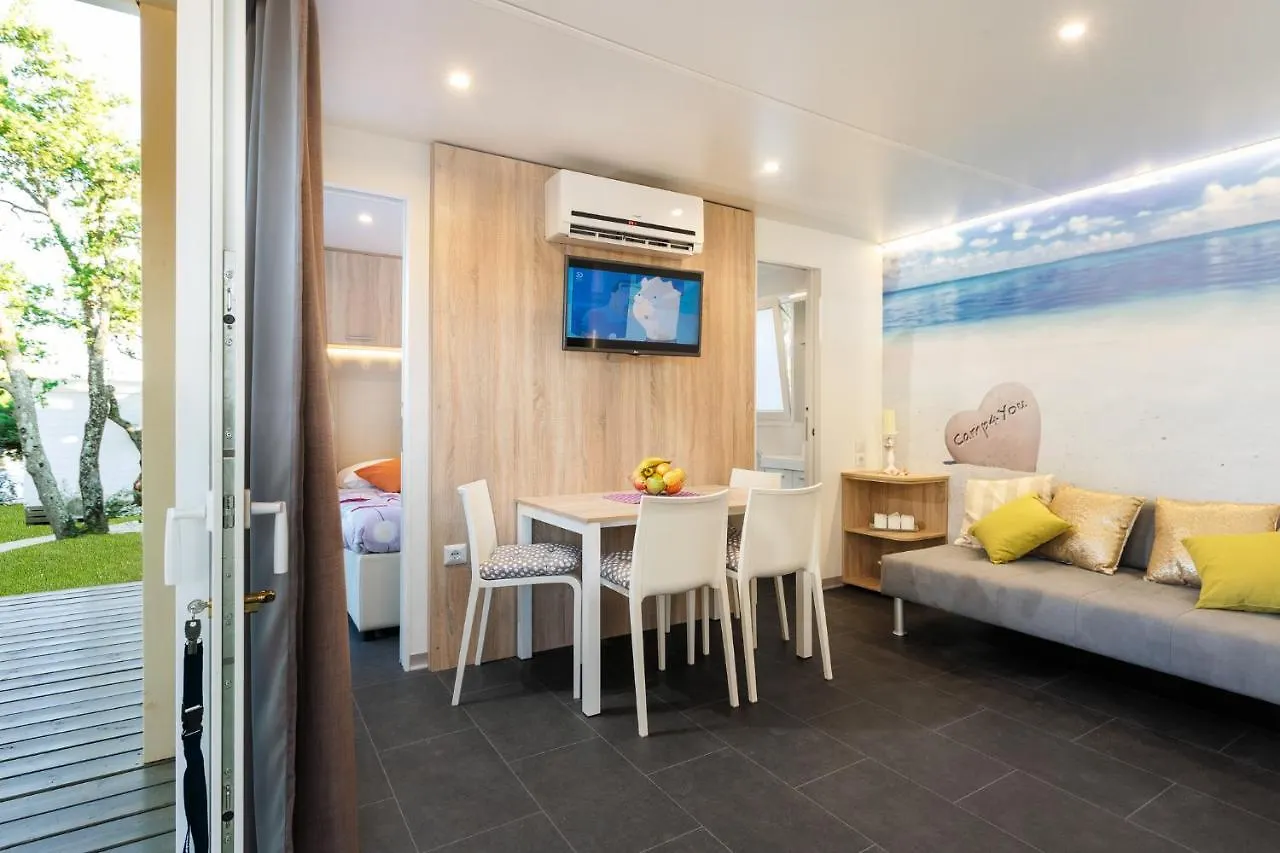 Mobile Homes - Fkk Nudist Camping Solaris Tar-Vabriga Croatia